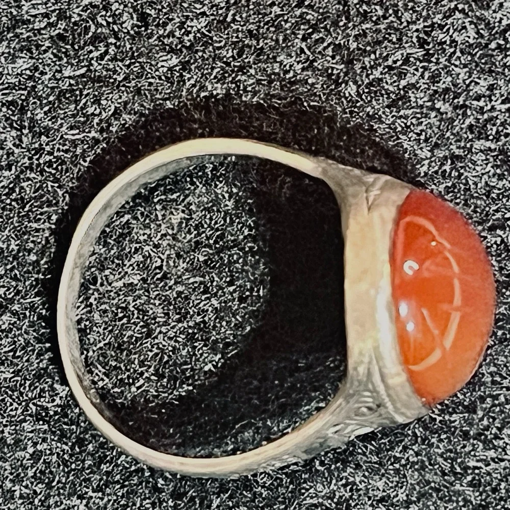 Silver Ring With Dark Amber Oval Stone That Has Sketching Engraved Size 6 1/2